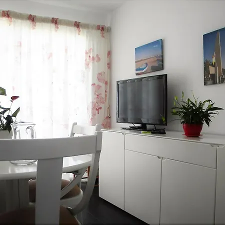 Apartamento Rodas Arysal Salou Exterior photo